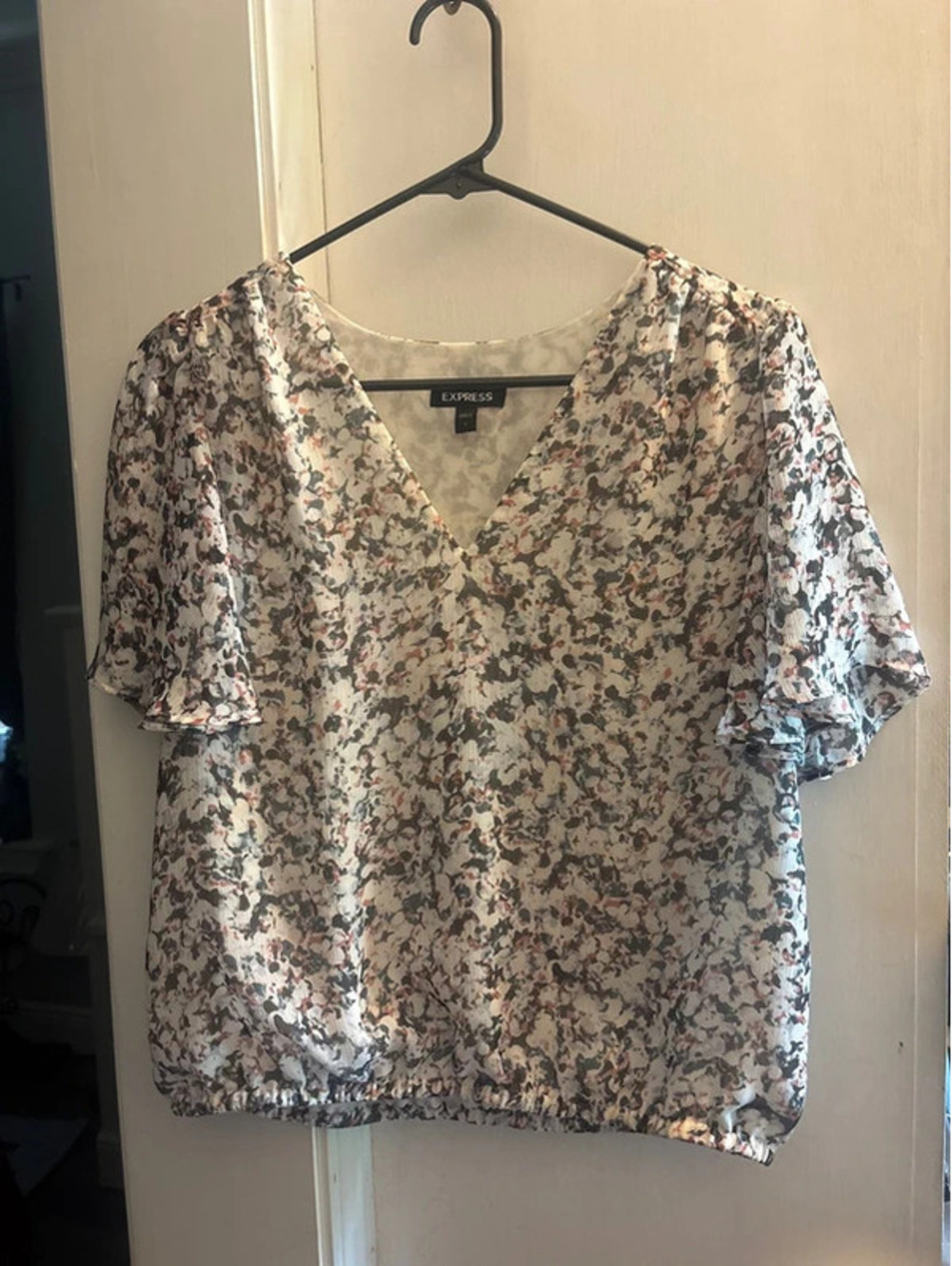 Express floral dressy casual blouse shirt